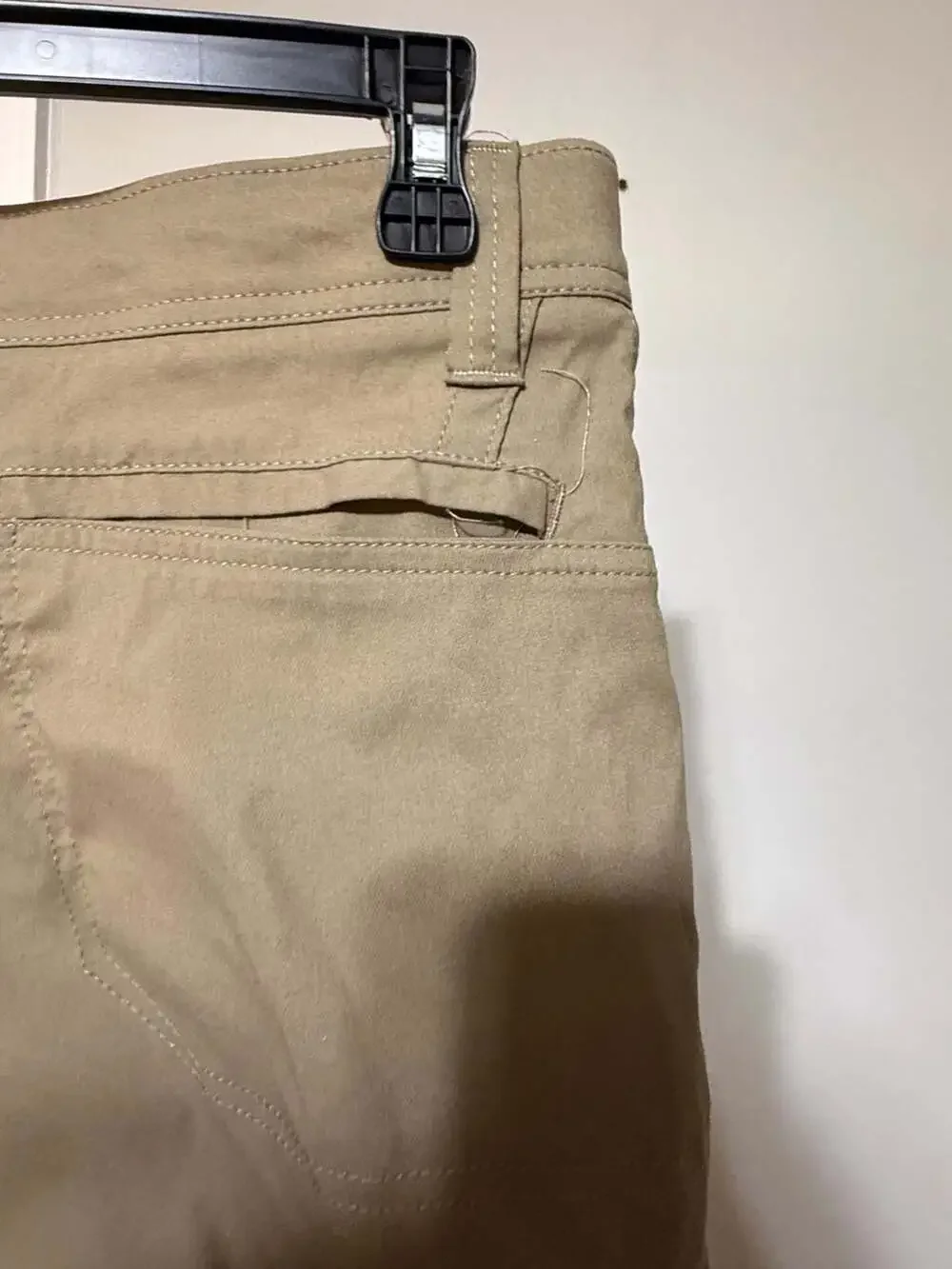 Wrangler All Terrain Cargo Pants Size 34x32 Tan Nylon Performance Stretch